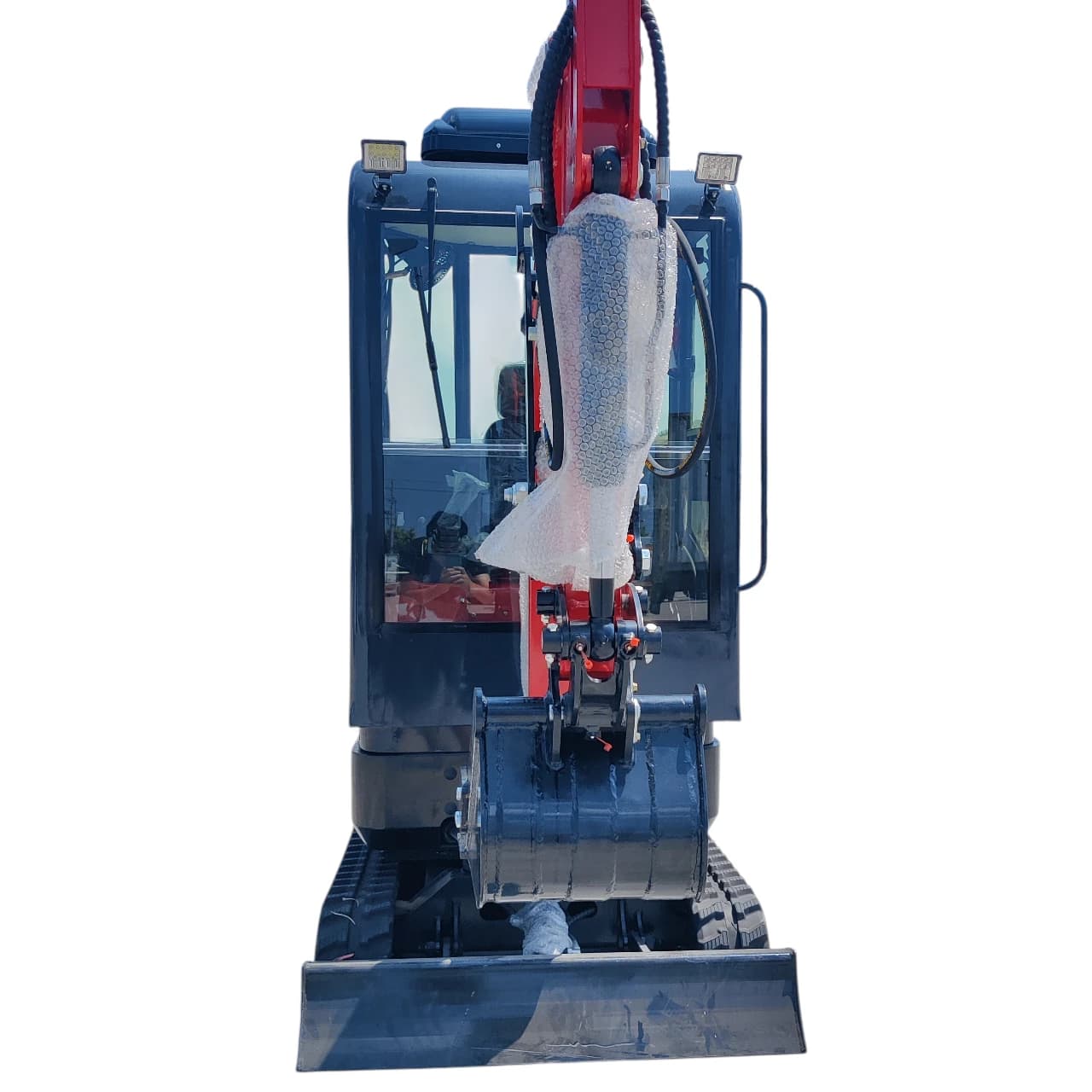 TYPHON TERROR XVIII Prestige 2 Ton Mini Excavator, KUBOTA Diesel Engine USA View 5
